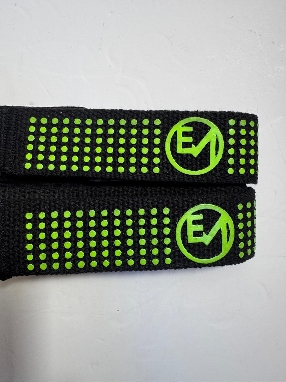 Weight lighting straps